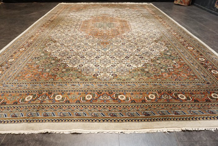 Tabriz - Carpet - 370 cm - 250 cm