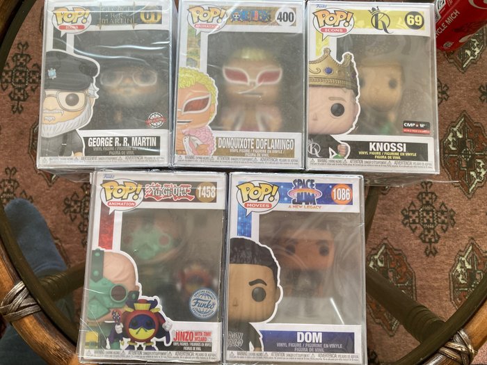 Funko  - Funko Pop Mixed Collection with Soft Protector