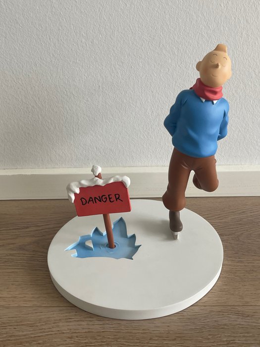 Moulinsart - 45931 - Tintin danger - 1 - Tintin
