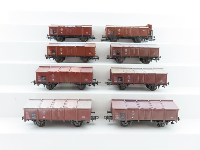 Roco H0 - o.a. 4313/4390A/4313S - Vagón de tren de mercancías a escala (8) - 8x "vagones de válvulas" de 2 ejes, en parte con garita de guardafrenos - DB
