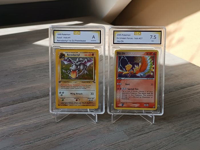 Pokémon - 2 Card - Ho-Oh and Aerodactyl first edition prerelease