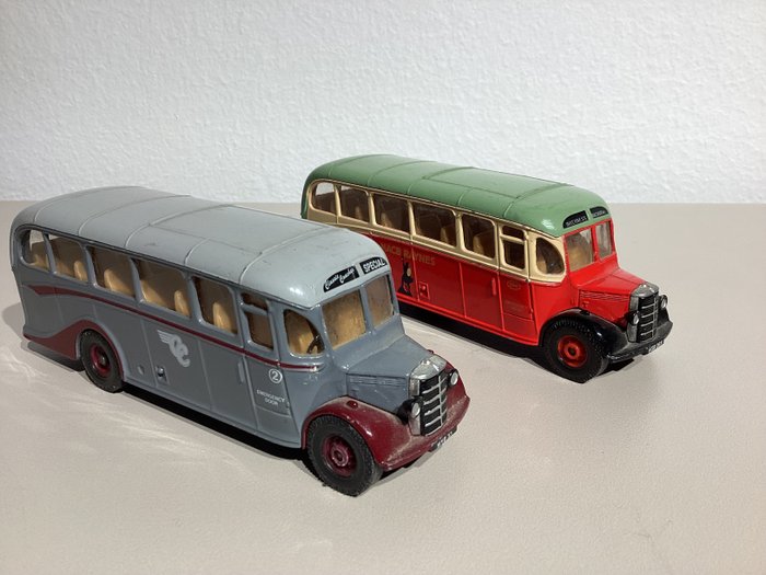 Corgi Toys  - 玩具汽車 2x Bedford OB Coach