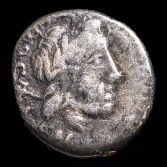 罗马共和国. L.鲁布里乌斯·多塞努斯，公元前87年. Quinarius Rome  (没有保留价)