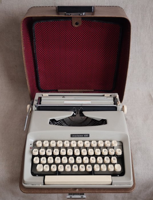 Madame 400 - 打字機 - 金屬、皮革
