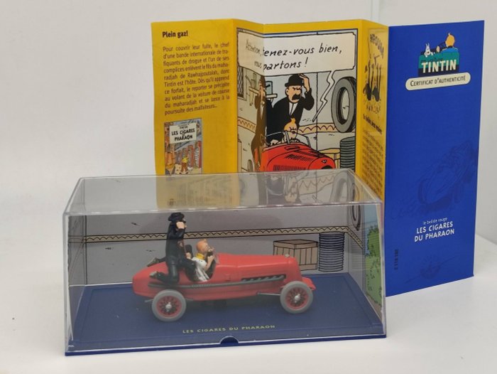 TinTin's Car - vintage collector Racing Car, complete with bouklet - Statuetta - Plastica