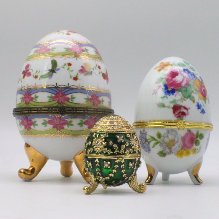 Fabergé egg - Neuendorf & other - Emalje, Forgyldning, Gullplattert, Krystall, Porselen