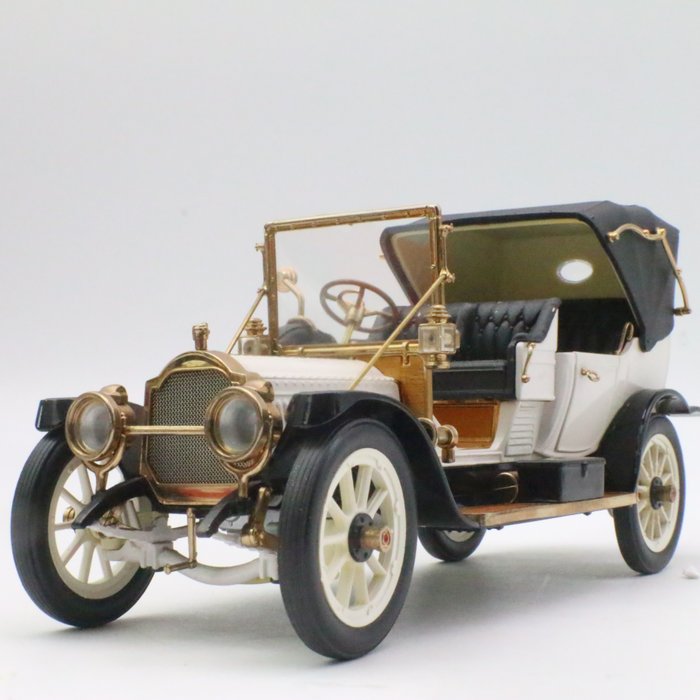 Franklin Mint 1:24 - 1 - 模型車 - Packard Victoria - 由 120 個獨立零件手工組裝而成