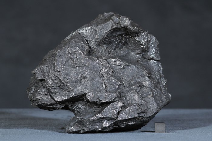 Saint Aubin French Iron Meteorite - 3943 g