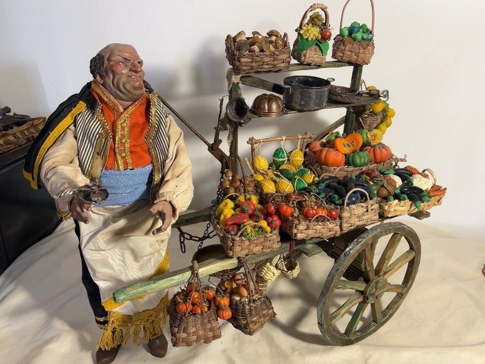 雕刻, Commerciante con carretto di frutta e verdura - 40 cm - 木, 銅, 陶器, 有