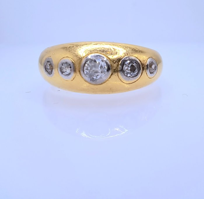 Gyűrű - 21,6 kt. Sárga arany -  0.44 tw. Gyémánt 
