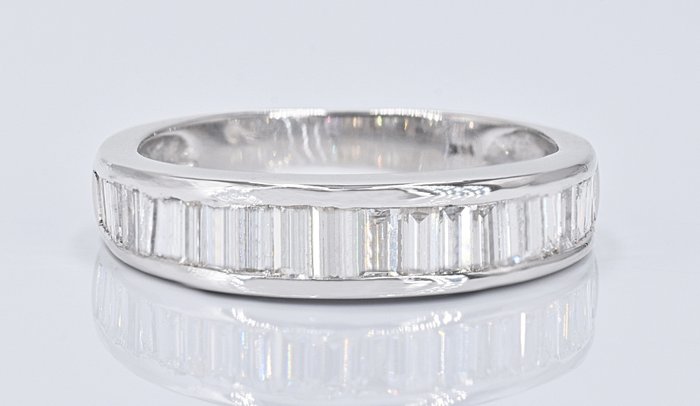 Ohne Mindestpreis - Ring - 14 kt Weißgold -  1.18 tw. Diamant  (Natürlich) 