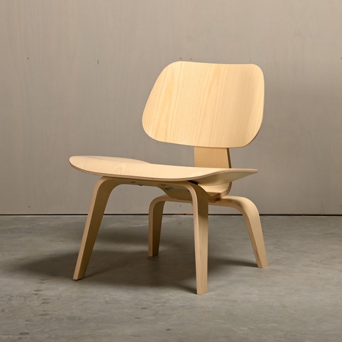 Herman Miller - Charles & Ray Eames - 安乐椅 (1) - LCW 椅 - 白蜡木, 胶合板, 白色的