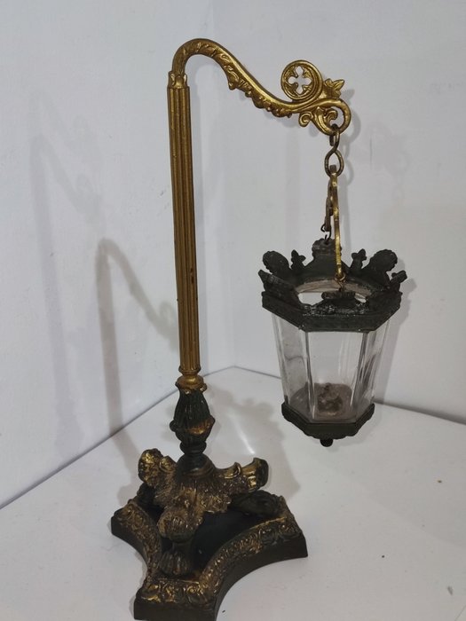 Lantern (1) - Patinated bronze