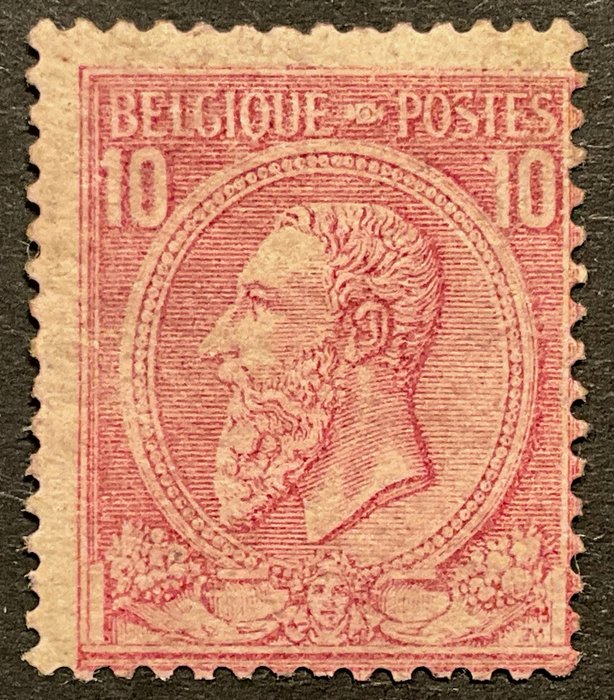 Bélgica 1884 - Perfil de Leopoldo II a la izquierda - 10c rosa sobre papel amarillento - Sello poco común - OBP 46b