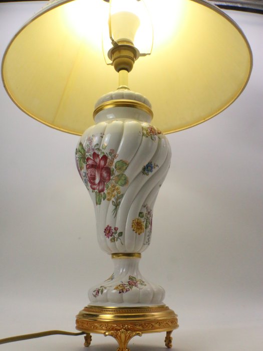 Franklin Mint - Lampe - Les jardins des rois de Louis Nichole - Plaqué Or 24 Carats, Porcelaine