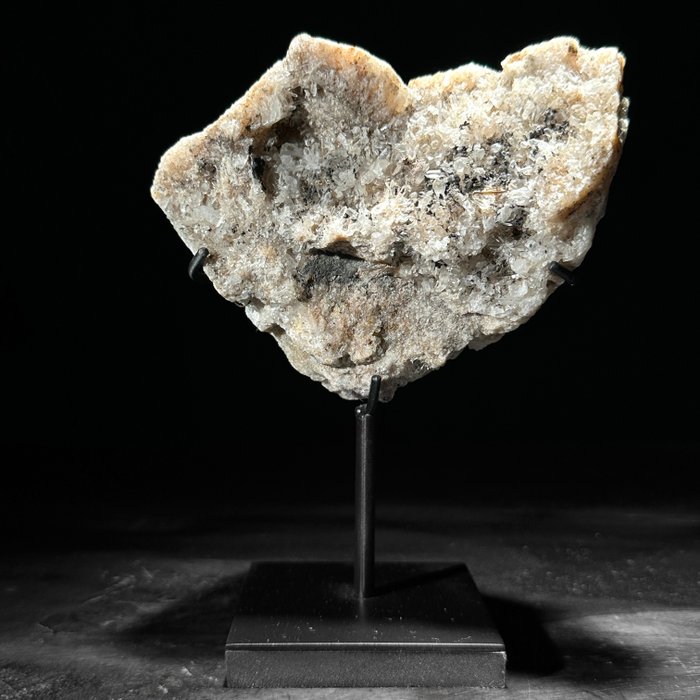 KEIN MINDESTPREIS – Wunderschöne Kristallgruppe Quarz auf einem maßgefertigten Ständer - Höhe: 15 cm - Breite: 12 cm- 1400 g - (1)