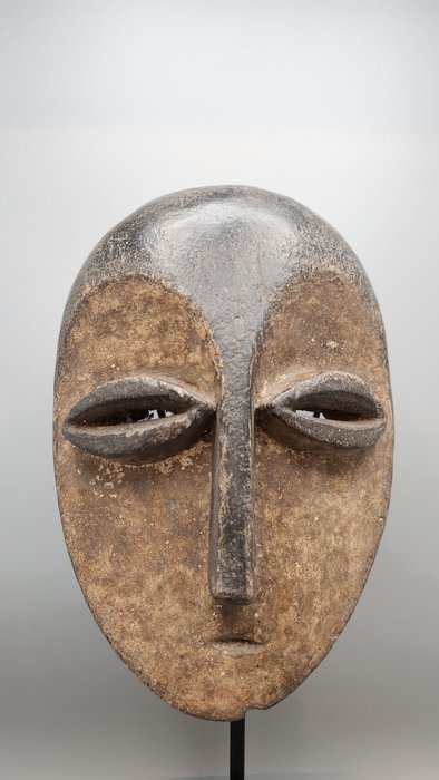 superb mask - lega - Congo DRC  (No Reserve Price)