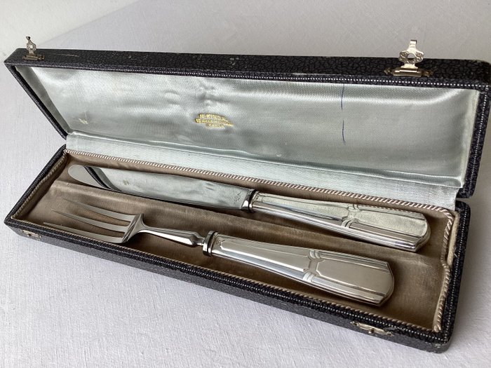 Orfèvrerie SFAM , Élégant verzilverd Art Deco Serveerbestek met grote vork en groot mes - 餐具套裝 (2) - 銀盤