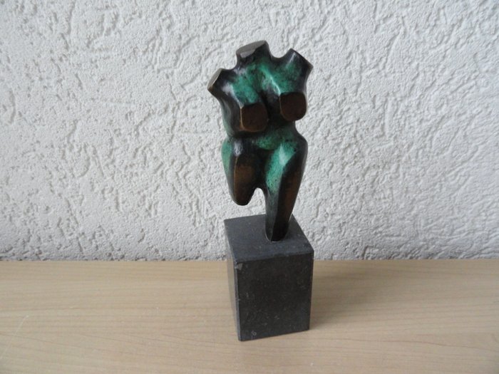 Jo Ramakers - Statuette, Modern, Abstracte Torso, Vrouw - 17 cm - Bronze (kaltlackiert)
