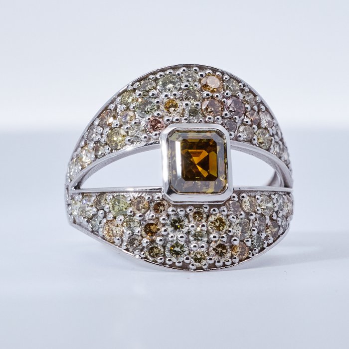 Ingen reservasjonspris - Ring Hvitt gull Diamant  (Naturlig) 
