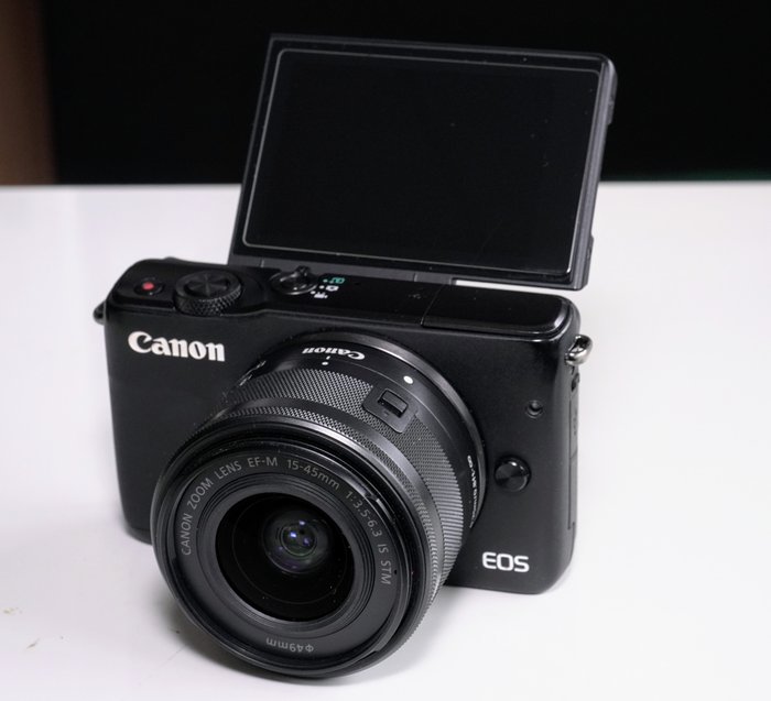 Canon EOS M10 + kitlens 15-45 mm IS STM Fotocamera digitale