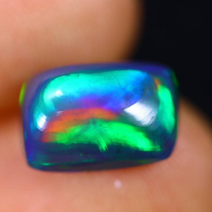 2,35 ct – Natürliches Schwarz Opal- 0.47 g