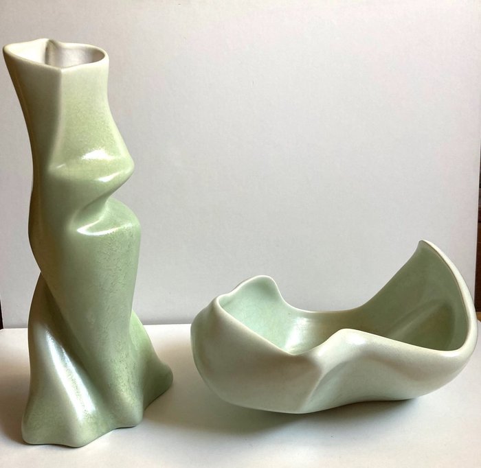 Attr. Guido Andlovitz - Vase (2) - Keramikk