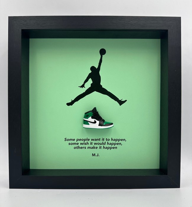 Rahmen (1) - Gerahmter Sneaker Air Jordan Retro High Pine Green  - Holz