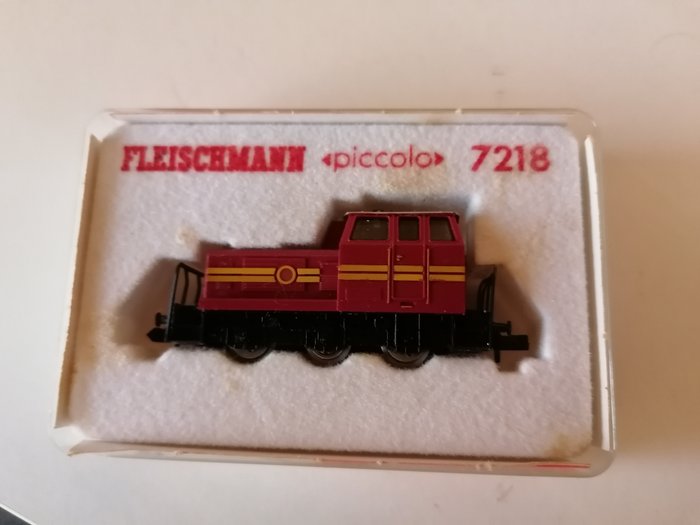 Fleischmann N - Modellino di locomotiva di treno (1)