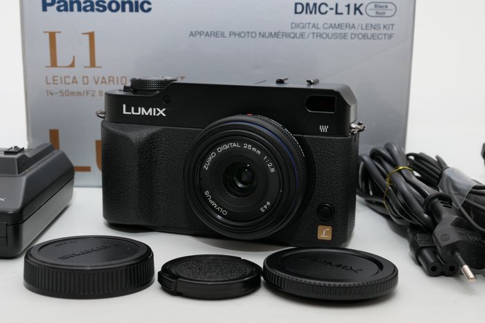 Panasonic LUMIX DMC-L1 4/3 Digitale Camera + Olympus Zuiko Digital 25mm 1:2,8 pancake lens Câmera digital