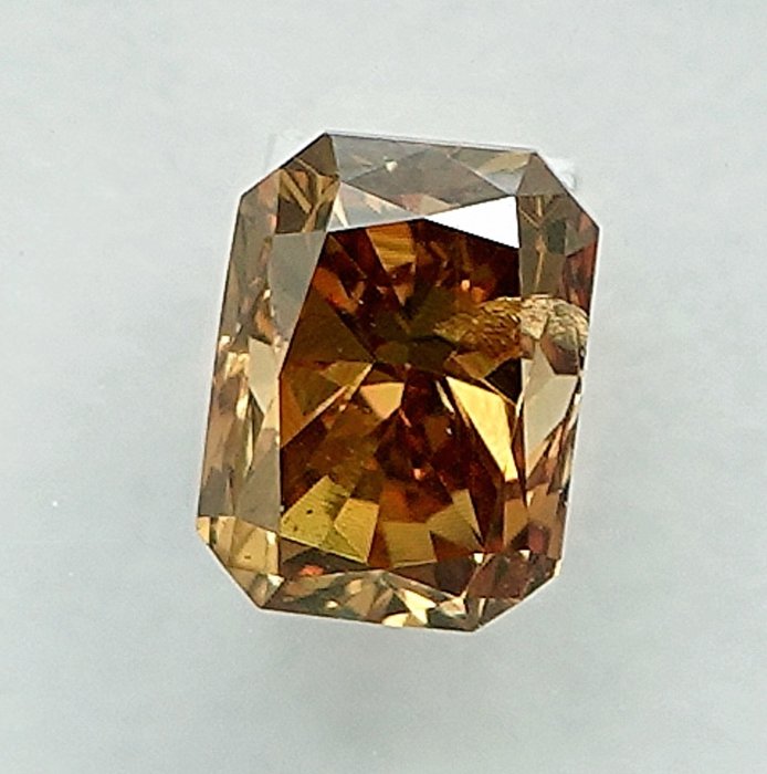 Diamante - 0.44 ct - Radiante - Natural Fancy Brownish Yellow - I1