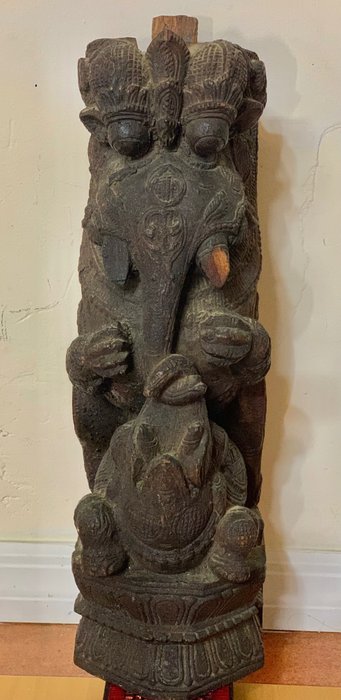 建筑装饰 Ganesha 或 Makara - 约 58 厘米 - 木 - 印度 - 18世纪