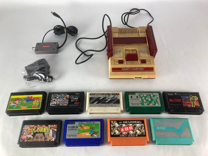 Nintendo - Famicom Console Set w/ 9 Games JPN - 电子游戏机 (1) - 无原装盒