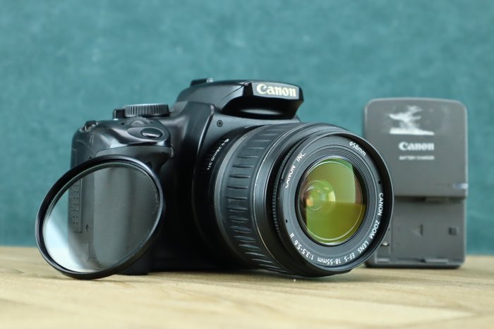 Canon 400D | Canon zoom lens EF-S 18-55mm 1:3.5-5.6 II Digitalt reflekskamera (DSLR)