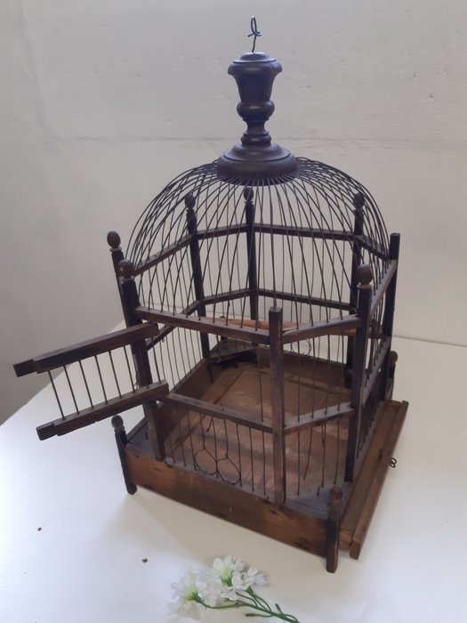 Cușcă pentru păsări (1) - Lemn și Sârmă