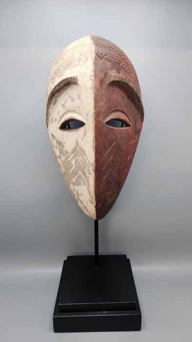 znakomita maska - zande - Republika Środkowoafrykańska  (Bez ceny minimalnej
)
