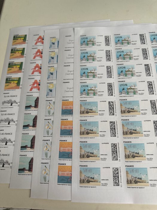 法国  - 批量 120 张邮票 250 gr 绿色字母