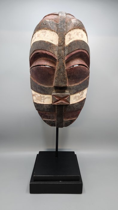 máscara excelente - Luba - Congo RDC  (Sem preço de reserva)