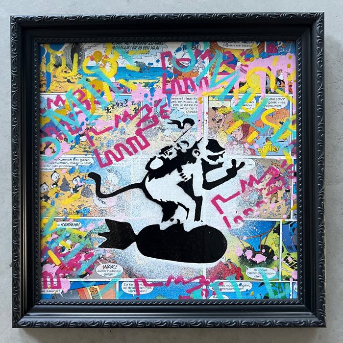 Koen Betjes (XXI) - Banksy’s Monkey surfing on a bomb x PopArt (mdf + framed)
