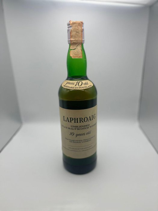 Laphroaig 10 years old - Mario Rossi Jr. - Original bottling  - b. fin des années 70 début des années 80 - 75cl