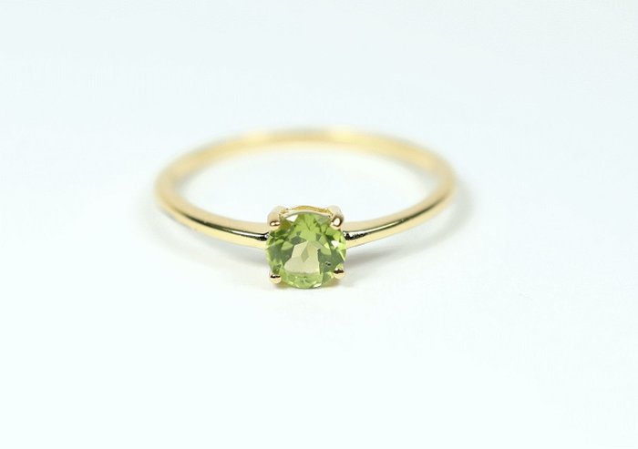 Peridot Ring / faceted / new- 1.14 g - (1)