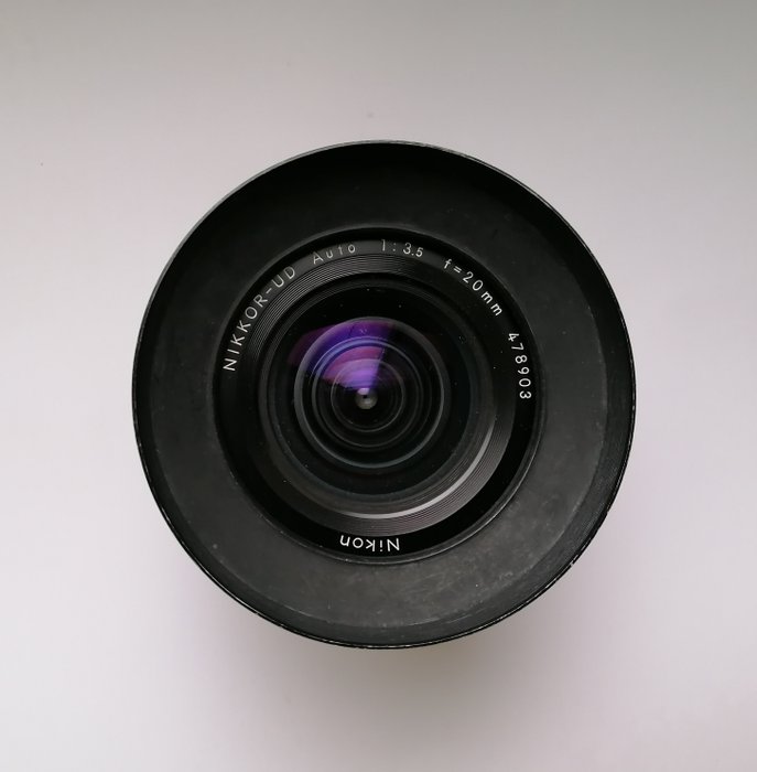 Nikon NIKKOR UD 20 mm f : 3,5 Vidvinkelobjektiv