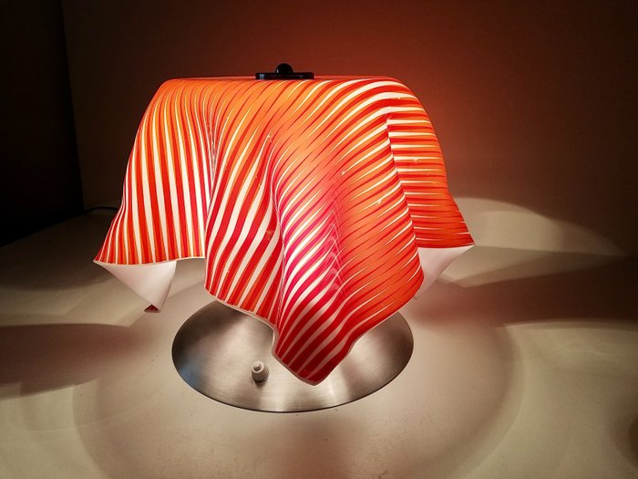 Lámpara de sobremesa - Hpvc artístico - Acero cromado - Aluminio - Diseño "Pañuelo" de la era espacial