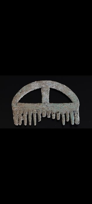 Viking Era Bronze Comb - 5.5 cm  (No Reserve Price)