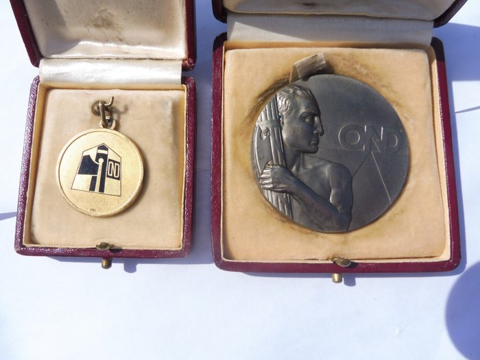 Italien - Medaille - Medaglie OND PNF Milano tesseramento anni XIII e XIV