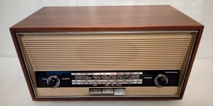 Telefunken - Jubilate 1651ke 电子管收音机