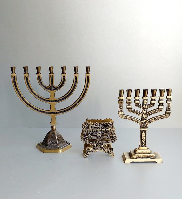 Hen Holom - Menorah - (3) - Brass, Bronze