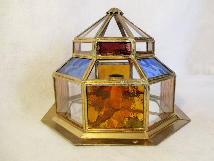 Mennyezeti lámpa - Plafonnier - Sárgaréz, Üveg, színes kalapált üveg