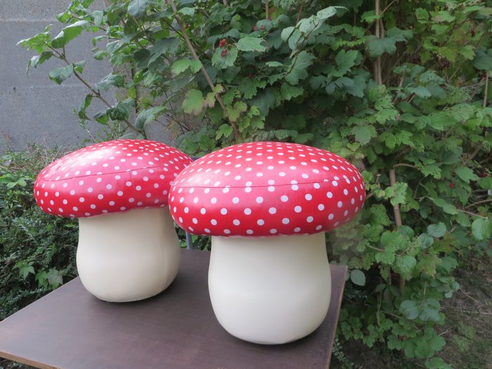 兒童椅 - 塑料, 兩個蘑菇形狀的矮凳