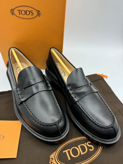 Tod's - Mocassins - Size: Shoes / EU 38